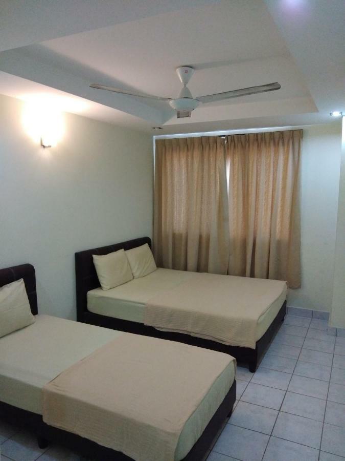 Plaza Melaka Raya Apartment Екстериор снимка